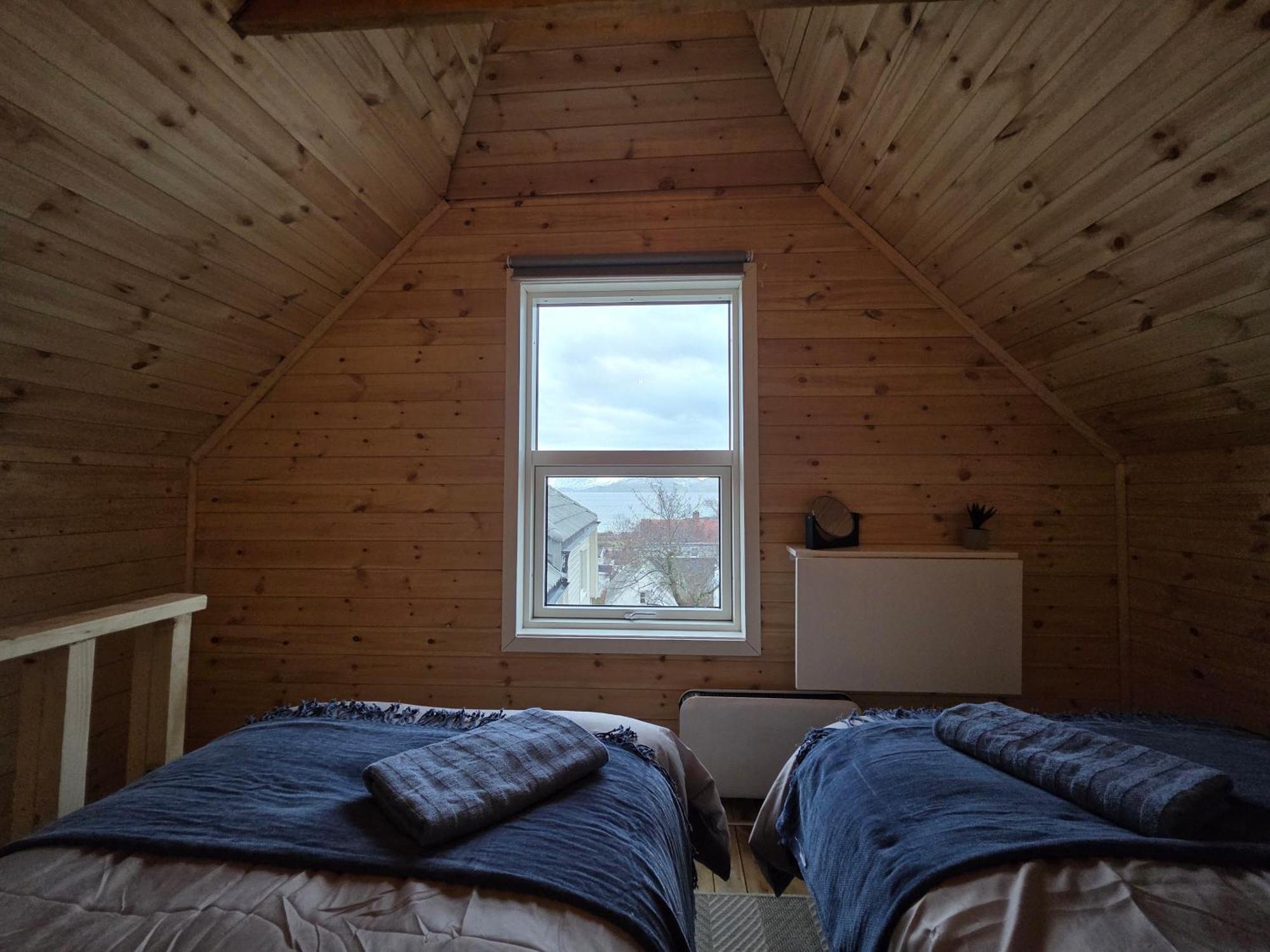 The Perfect Stop - Pinewood Loft Lodingen